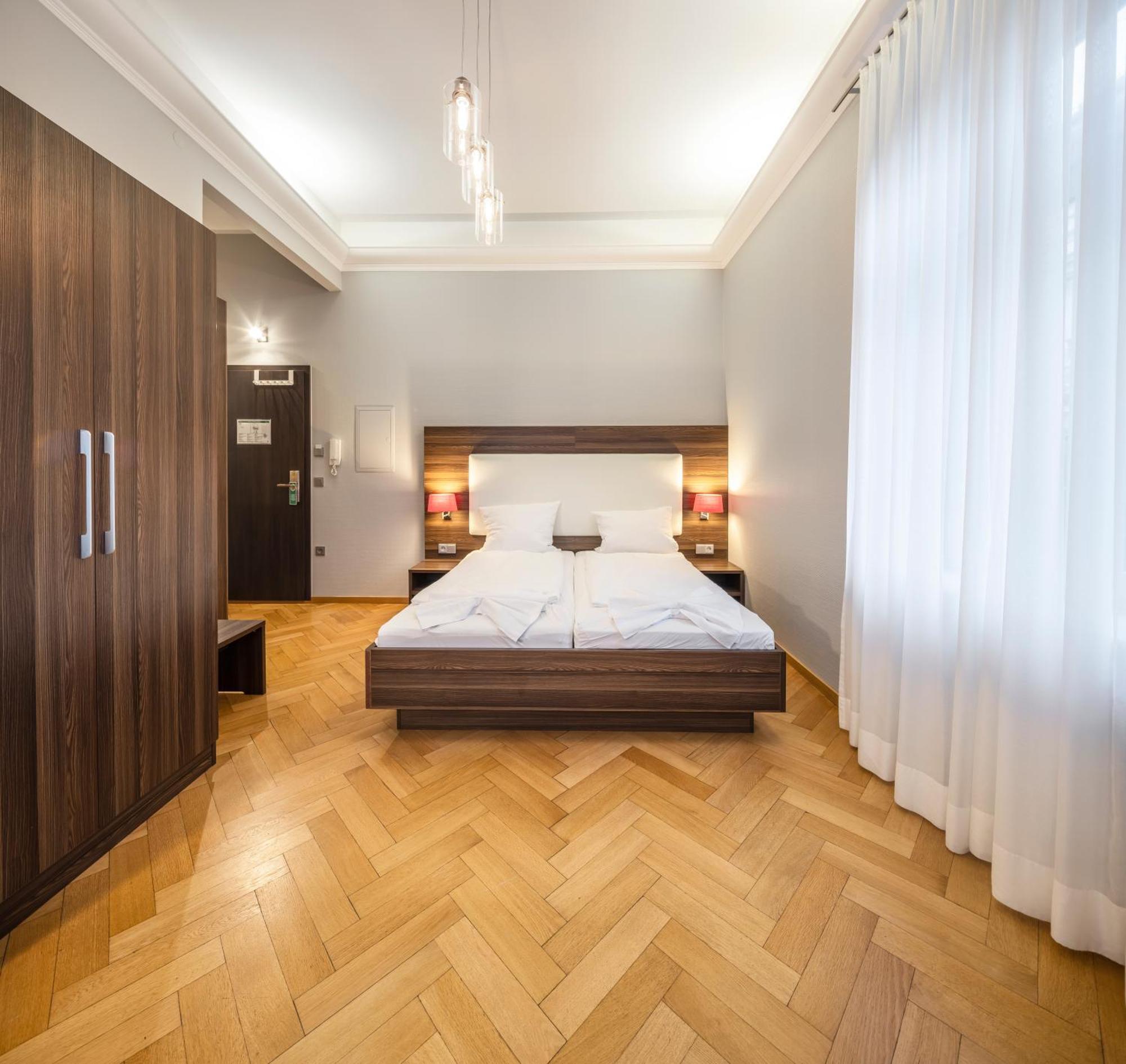 BoardingWorld - Heidelberg Aparthotel Buitenkant foto