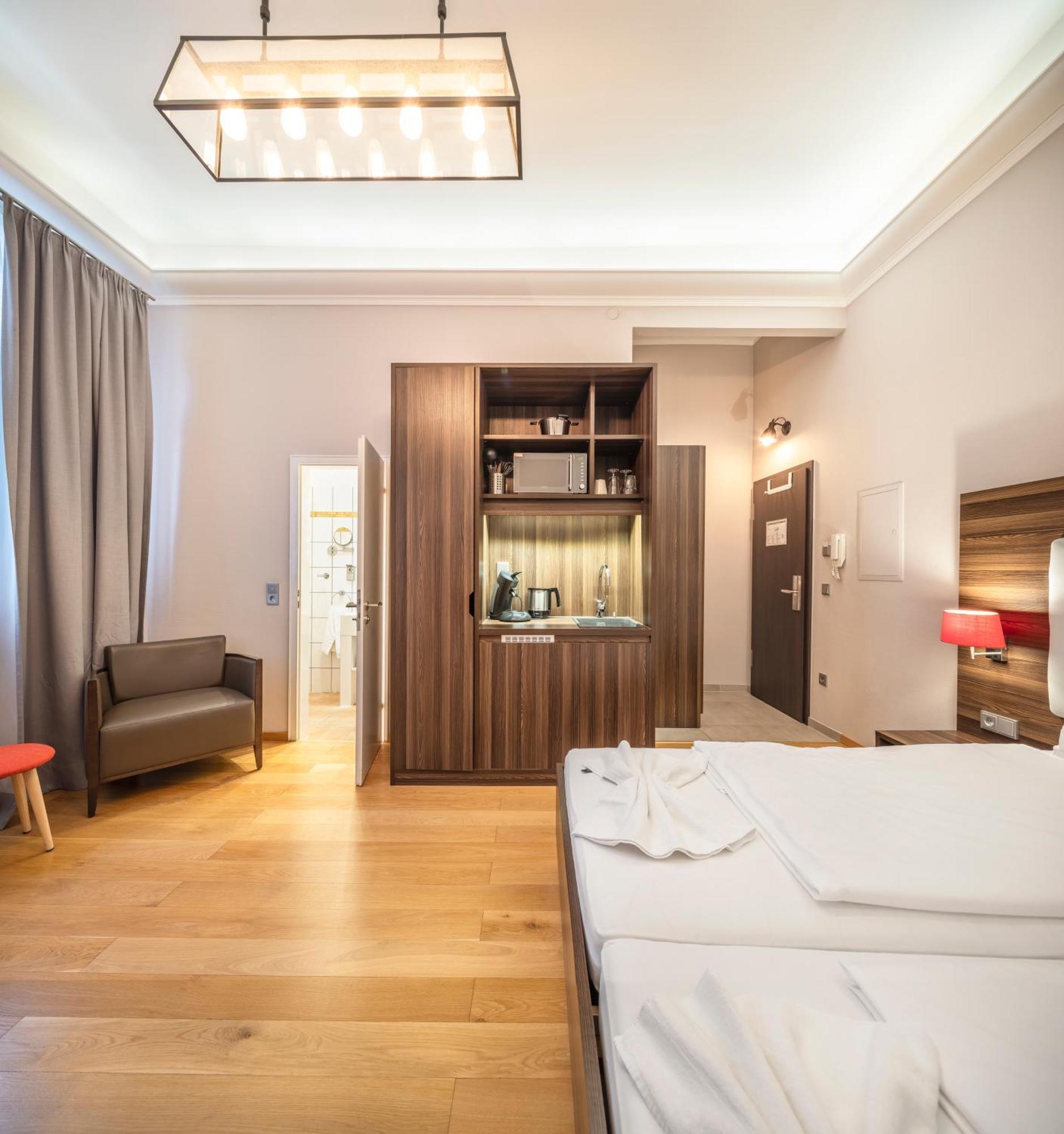 BoardingWorld - Heidelberg Aparthotel Buitenkant foto